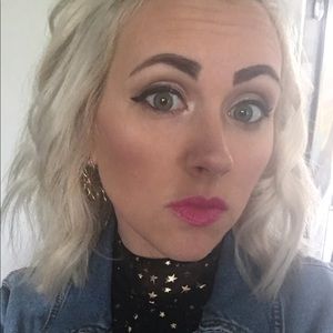 Meet your Posher, Noel